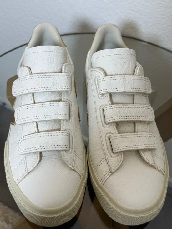 VEJA Recife Leather Sneakers in White/Platine - Picture 6 of 10